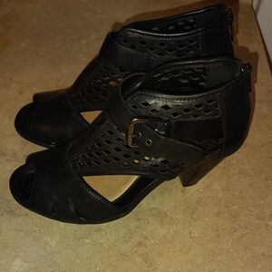 Earth Black Cutout Peep-Toe Heels with Buckle